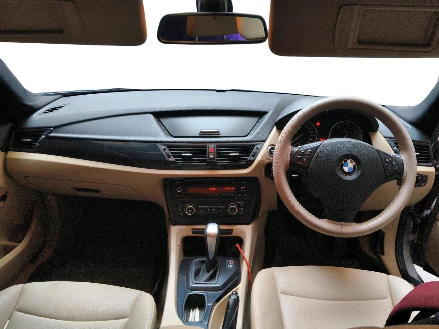 2013 BMW X1 SDRIVE 20D, Diesel, Automatic, 1,27,827 km, interior