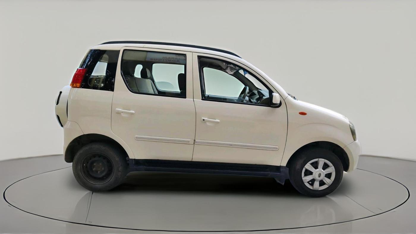 2013 Mahindra Quanto C6, Diesel, Manual, 83,905 km, exterior
