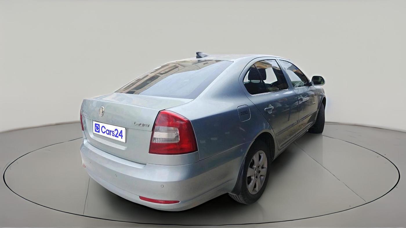 2009 Skoda Laura ELEGANCE 1.9 TDI MT, Diesel, Manual, 1,71,739 km, exterior