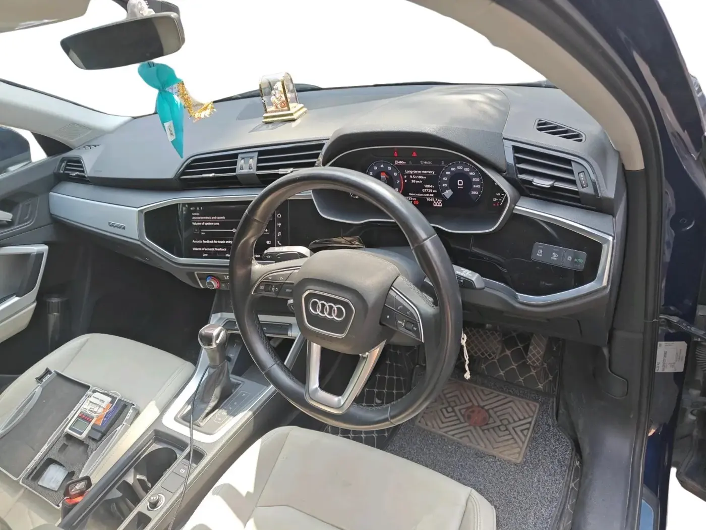 2022 Audi Q3 PREMIUM PLUS 40 TFSI, Petrol, Automatic, 78,815 km, interior