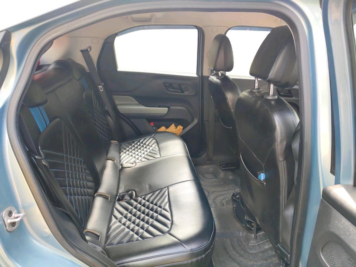 2024 Tata PUNCH ADVENTURE RHYTHM CNG, CNG, Manual, 24,230 km, interior