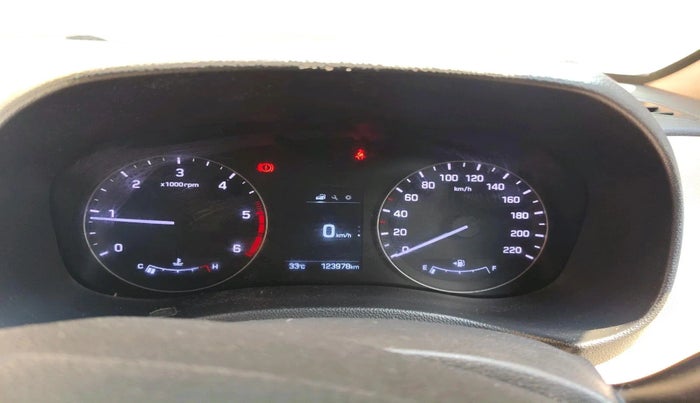 2018 Hyundai Creta SX (O) 1.6 DIESEL, Diesel, Manual, 1,23,978 km, interior
