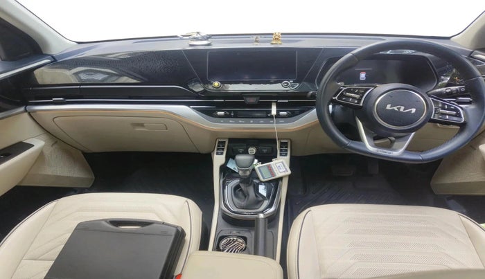 2022 KIA CARENS LUXURY PLUS 1.4 PETROL DCT 7 STR, Petrol, Automatic, 37,964 km, interior