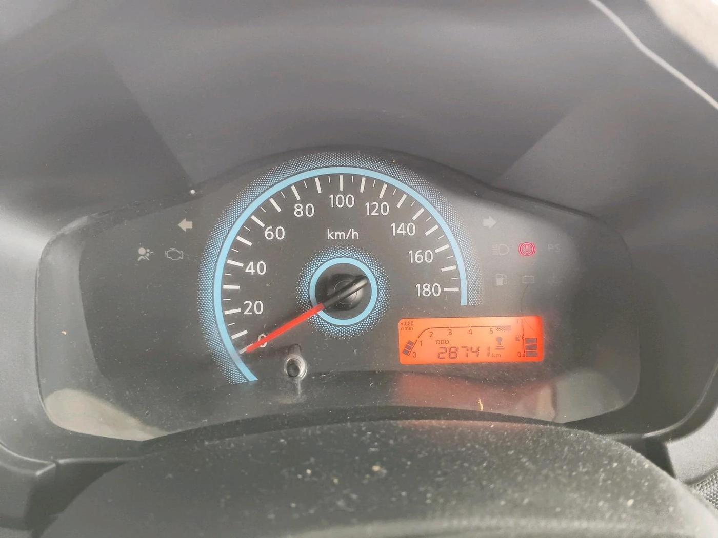 2017 Datsun Redi Go T (O), Petrol, Manual, 28,741 km, interior