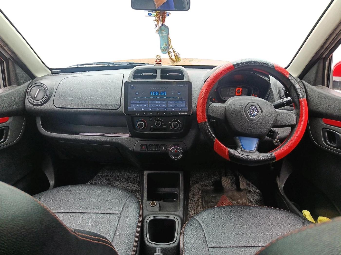 2018 Renault Kwid 1.0 MARVEL CAPTAIN AMERICA EDITION AMT, Petrol, Automatic, 24,622 km, interior