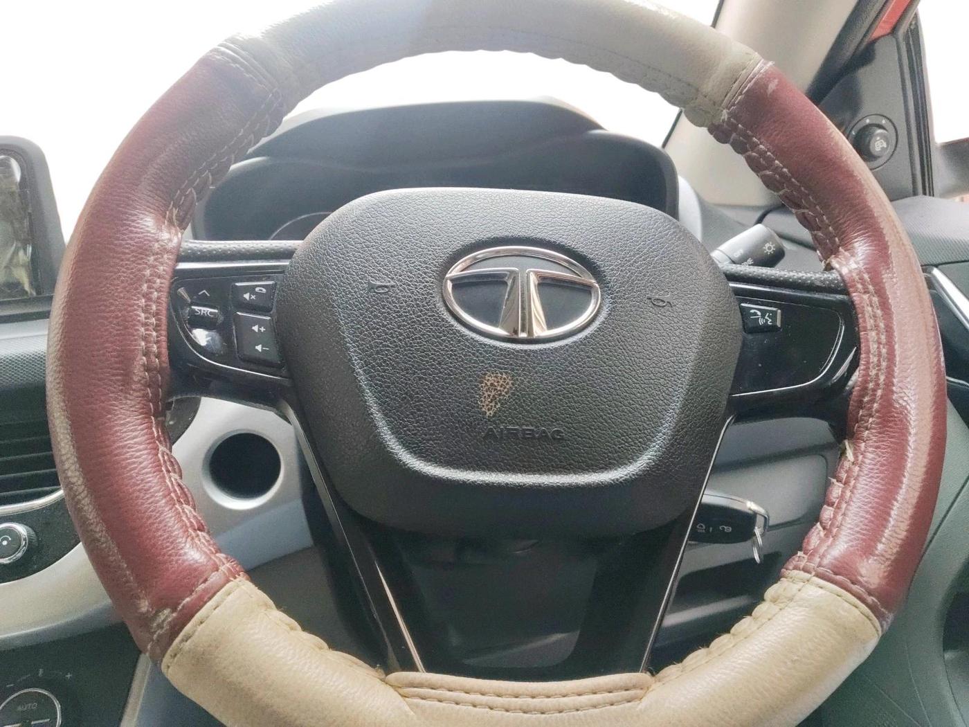2018 Tata NEXON XZ DIESEL, Diesel, Manual, 95,519 km, interior