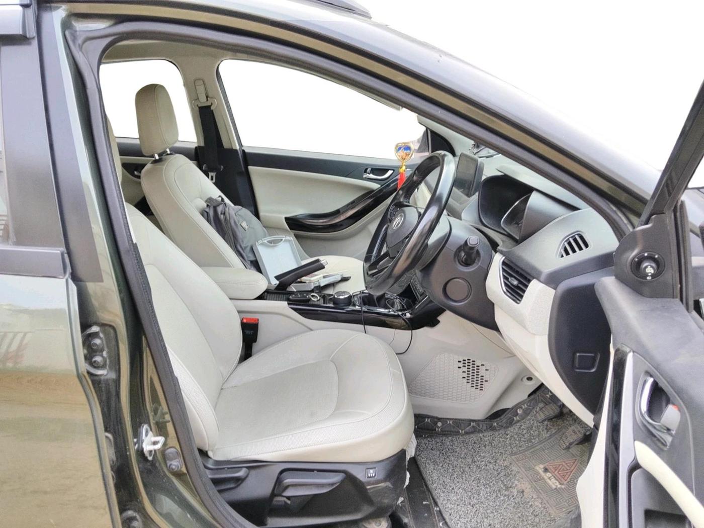 2022 Tata NEXON XZ PLUS PETROL, Petrol, Manual, 61,045 km, interior