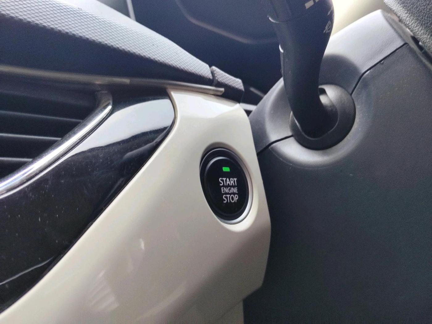 2022 Tata NEXON XZ PLUS PETROL, Petrol, Manual, 61,045 km, interior
