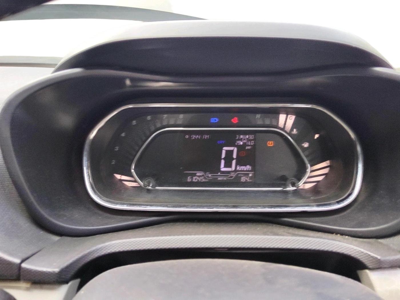 2022 Tata NEXON XZ PLUS PETROL, Petrol, Manual, 61,045 km, interior