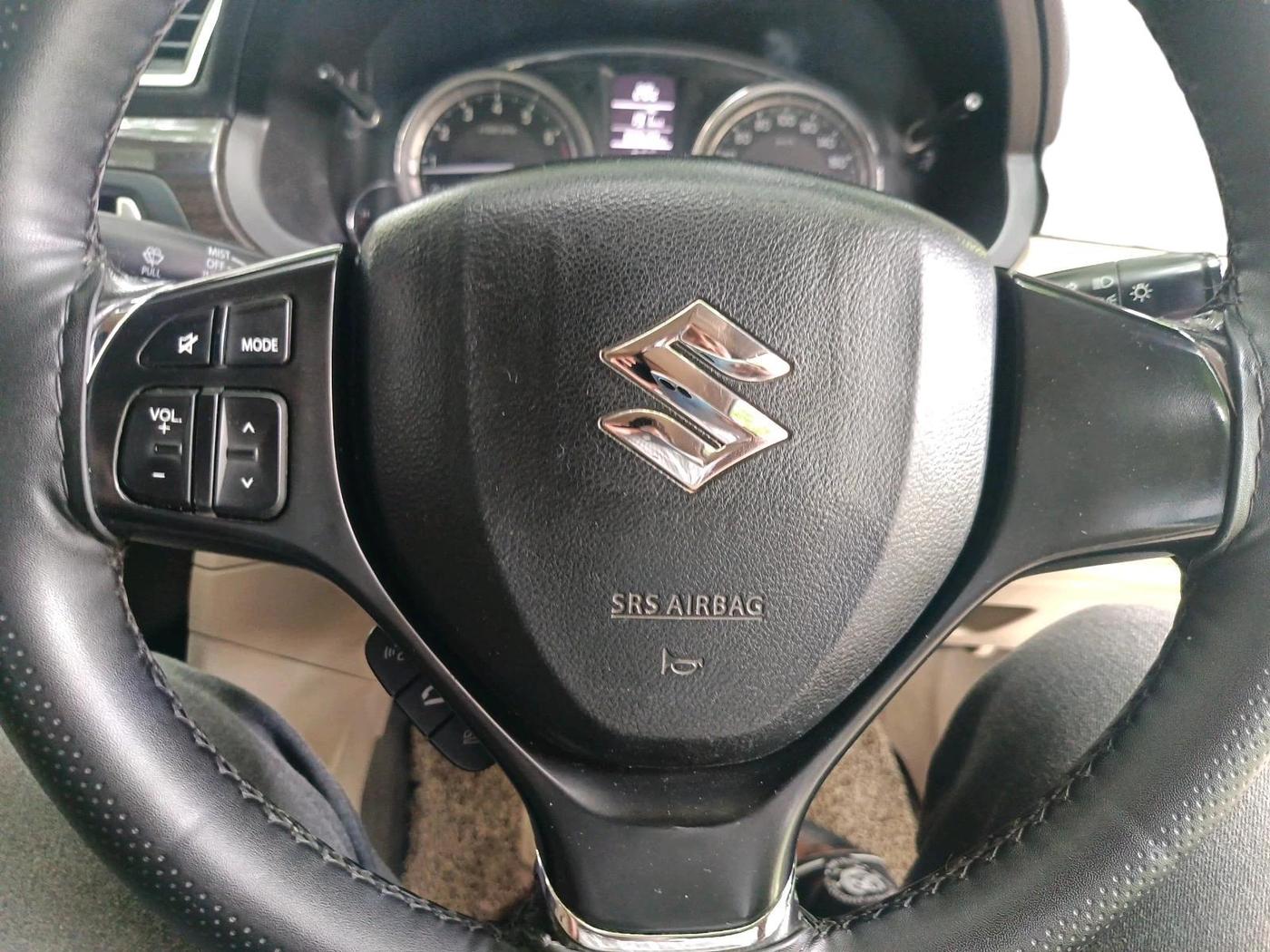 2016 Maruti Ciaz ZXI+, Petrol, Manual, 80,620 km, interior