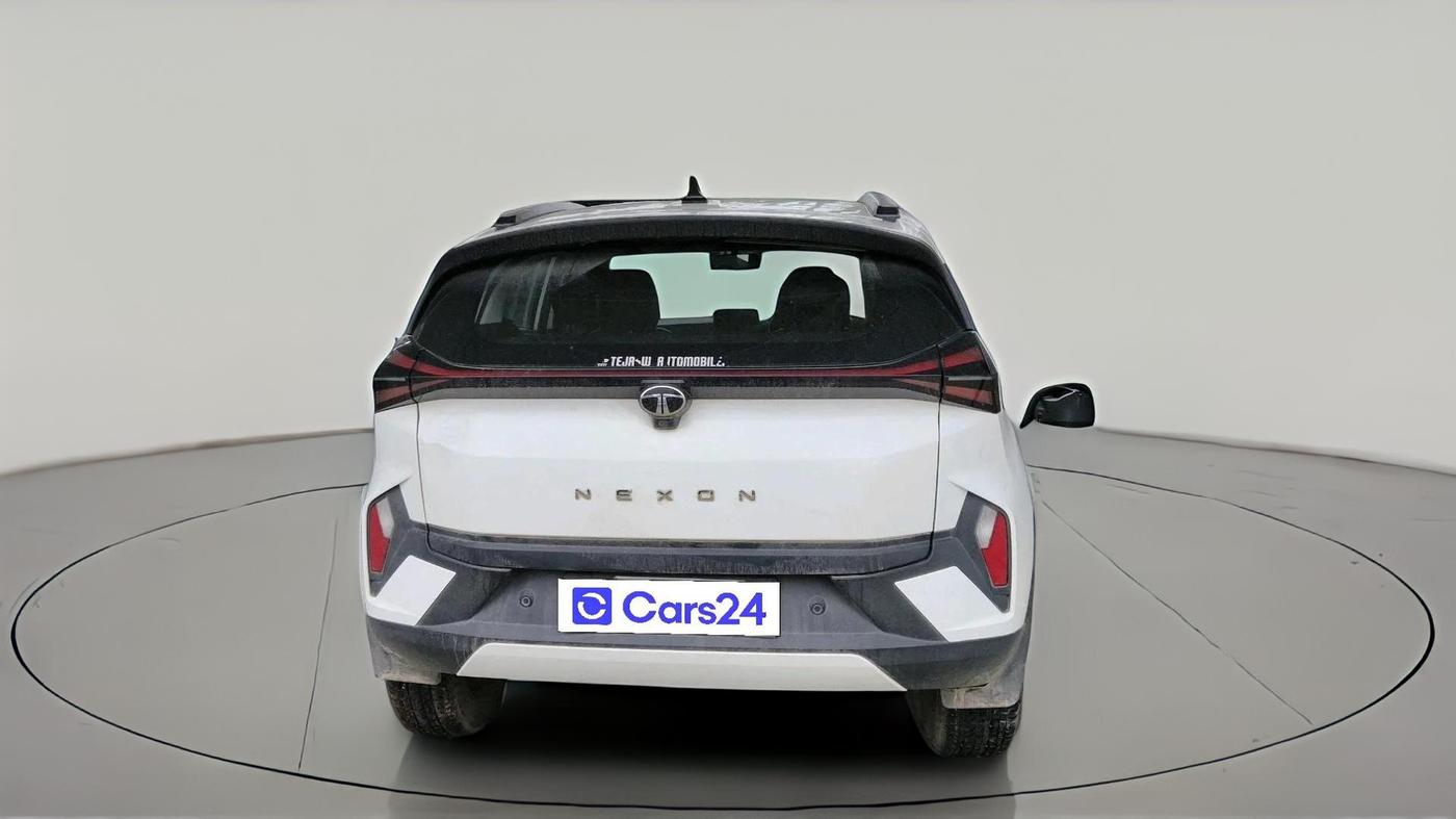 2024 Tata NEXON CREATIVE 1.5 DIESEL, Diesel, Manual, 32,757 km, exterior