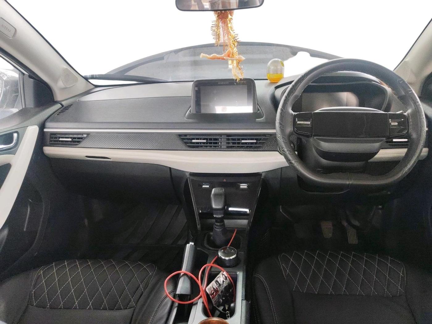 2024 Tata NEXON CREATIVE 1.5 DIESEL, Diesel, Manual, 32,757 km, interior