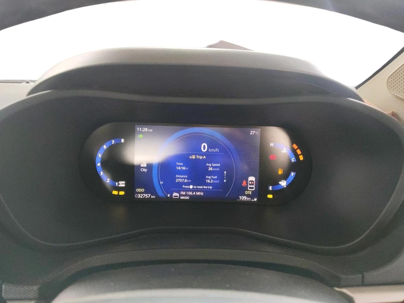 2024 Tata NEXON CREATIVE 1.5 DIESEL, Diesel, Manual, 32,757 km, interior