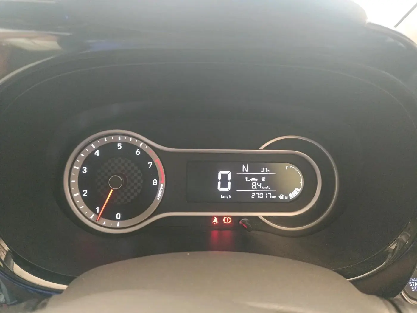 2020 Hyundai AURA SX PLUS 1.2 AMT, Petrol, Automatic, 27,017 km, interior