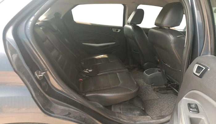 2014 Ford Ecosport TITANIUM 1.5L DIESEL (OPT), Diesel, Manual, 1,85,976 km, interior