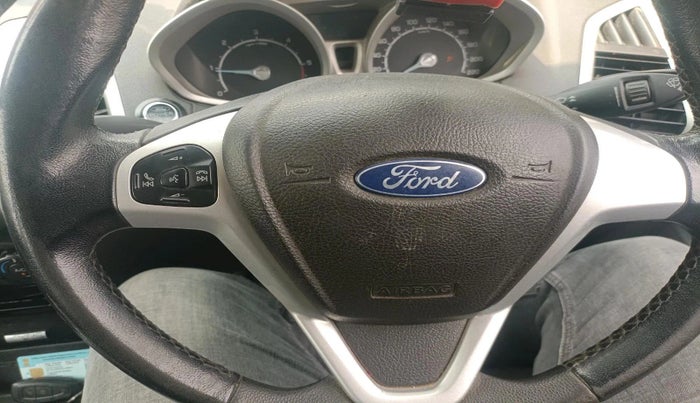 2014 Ford Ecosport TITANIUM 1.5L DIESEL (OPT), Diesel, Manual, 1,85,976 km, interior