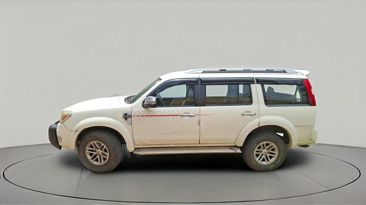 2011 Ford Endeavour 3.0L 4X2 AT, Diesel, Automatic, 90,149 km, exterior