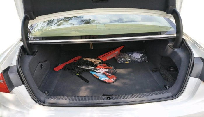 2012 Audi A6 2.0 TDI PREMIUM, Diesel, Automatic, 1,54,419 km, exterior