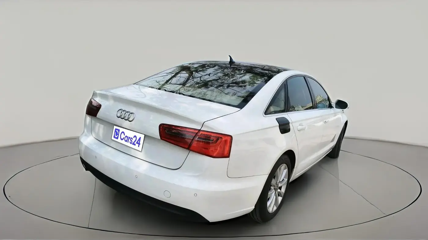 2012 Audi A6 2.0 TDI PREMIUM, Diesel, Automatic, 1,54,419 km, exterior