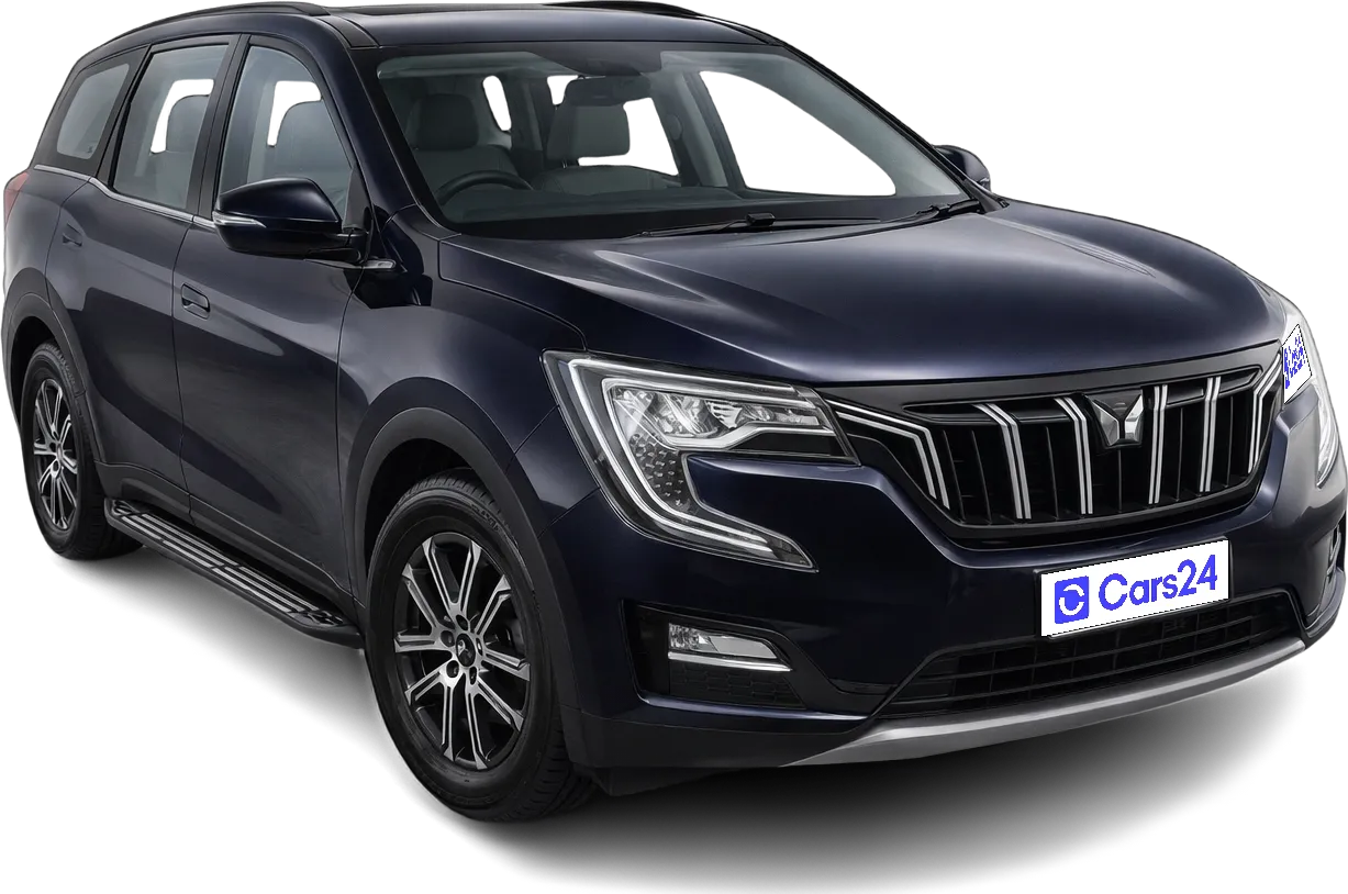 2023 Mahindra XUV700 - SUV - Petrol - Manual - ₹16.30 lakh