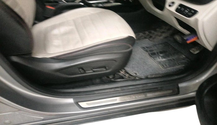 2020 KIA SELTOS GTX PLUS DCT 1.4 PETROL, Petrol, Automatic, 1,34,098 km, interior