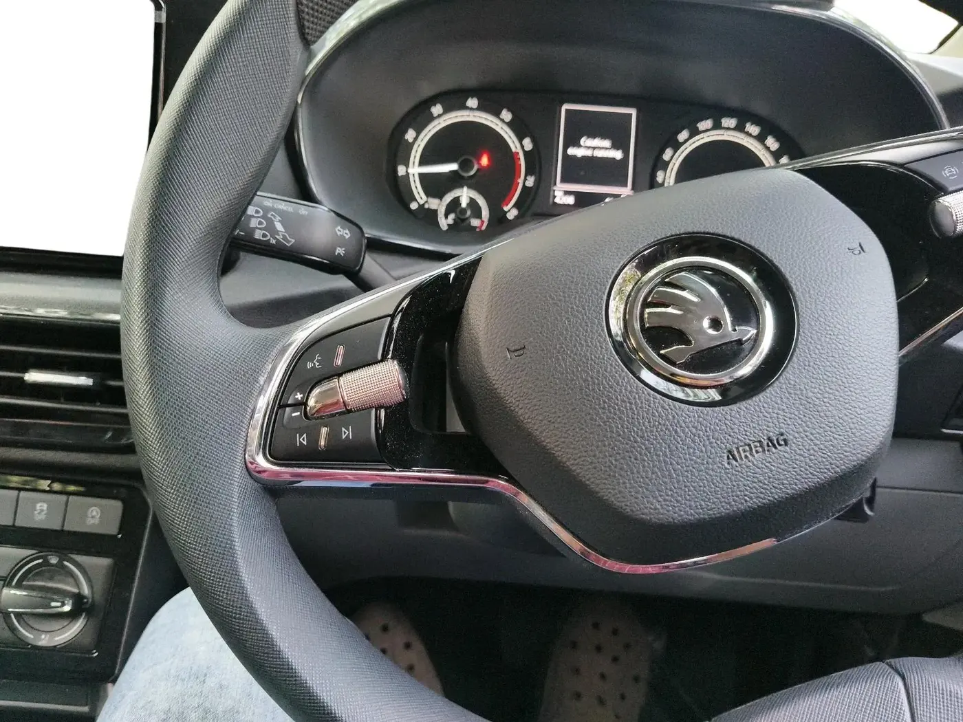 2025 Skoda Kylaq Signature AT, Petrol, Automatic, 4,208 km, interior