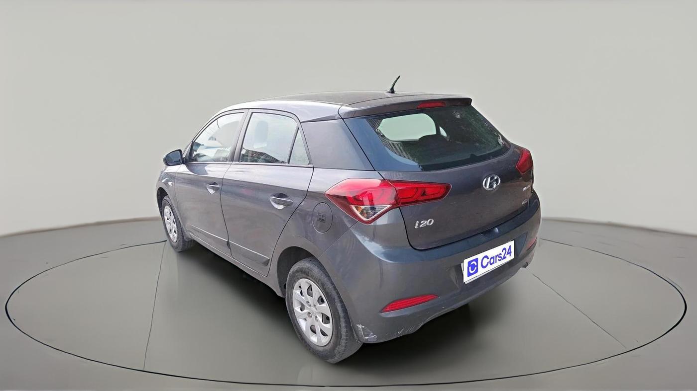 2015 Hyundai i20 SPORTZ 1.4 AT, Petrol, Automatic, 61,011 km, exterior