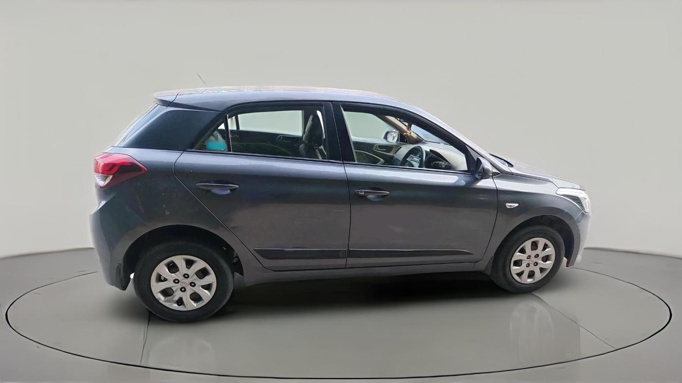 2015 Hyundai i20 SPORTZ 1.4 AT, Petrol, Automatic, 61,011 km, exterior