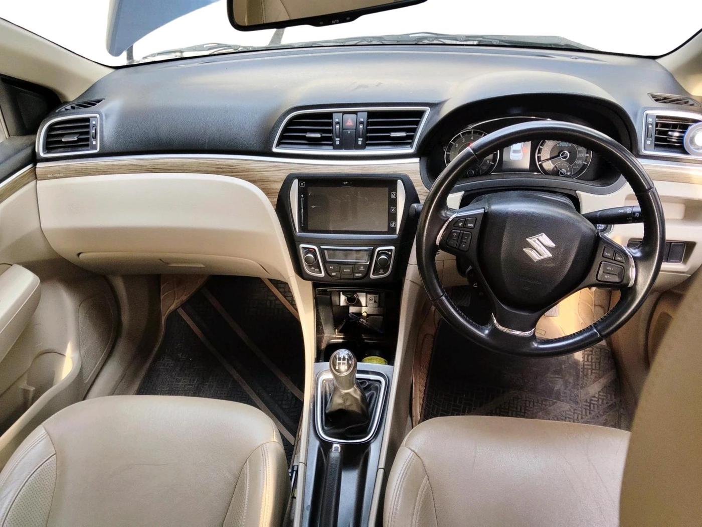 2019 Maruti Ciaz ALPHA 1.5 SHVS PETROL, Petrol, Manual, 52,270 km, interior