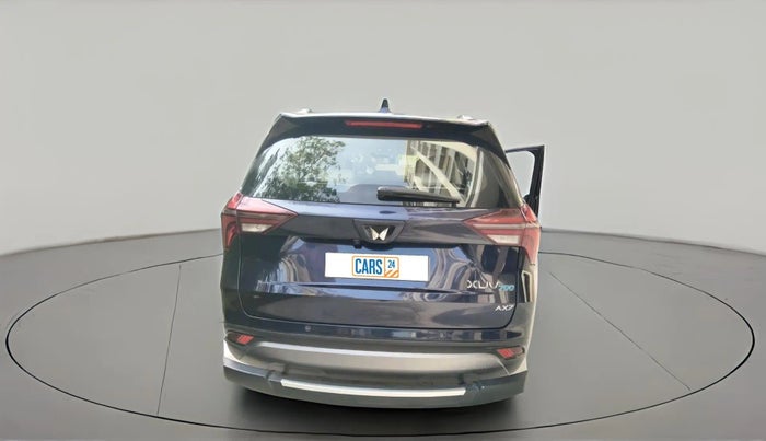 2022 Mahindra XUV700 AX 7 P AT 7 STR, Petrol, Automatic, 67,000 km, exterior