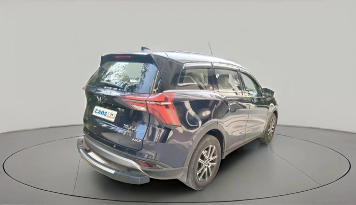 2022 Mahindra XUV700 AX 7 P AT 7 STR, Petrol, Automatic, 67,000 km, exterior