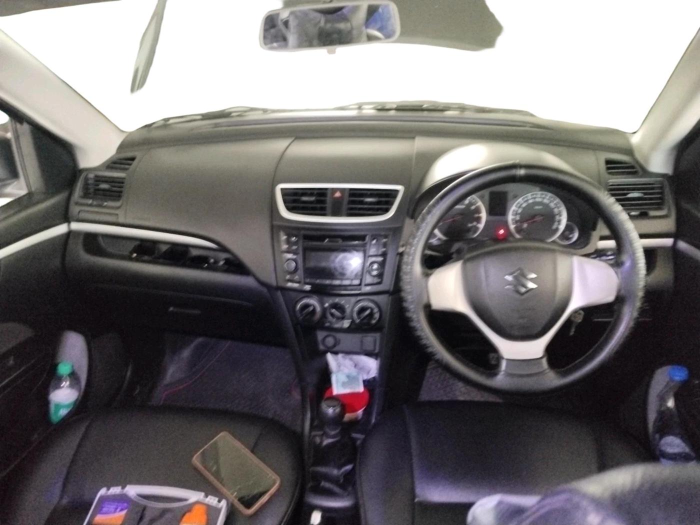 2017 Maruti Swift VXI O, Petrol, Manual, 94,676 km, interior