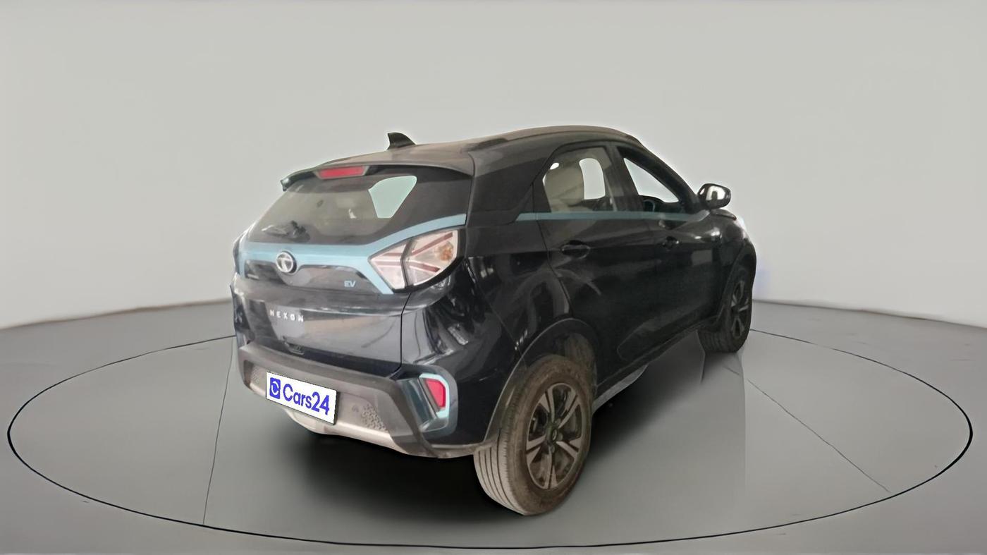 2022 Tata NEXON EV XZ PLUS LUX, Electric, Automatic, 1,07,290 km, exterior