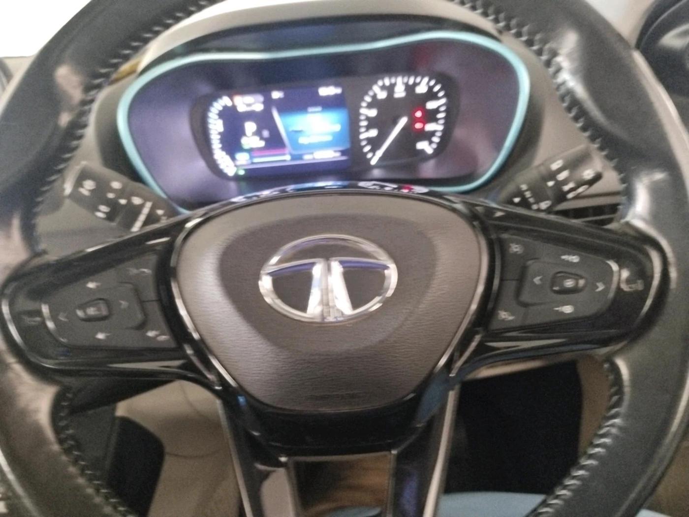 2022 Tata NEXON EV XZ PLUS LUX, Electric, Automatic, 1,07,290 km, interior
