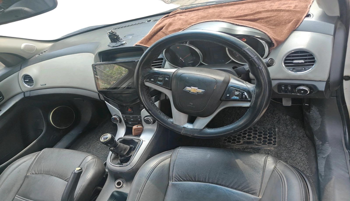 2012 Chevrolet Cruze LT, Diesel, Manual, 1,13,916 km, interior