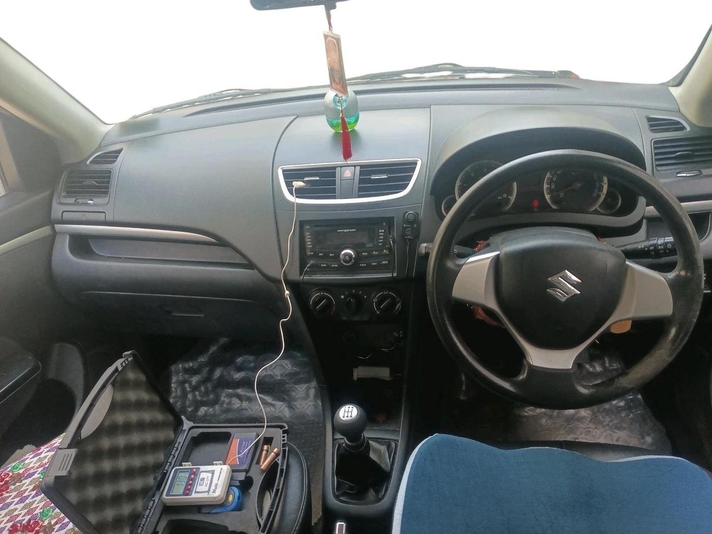 2012 Maruti Swift VDI, Diesel, Manual, 1,16,549 km, interior