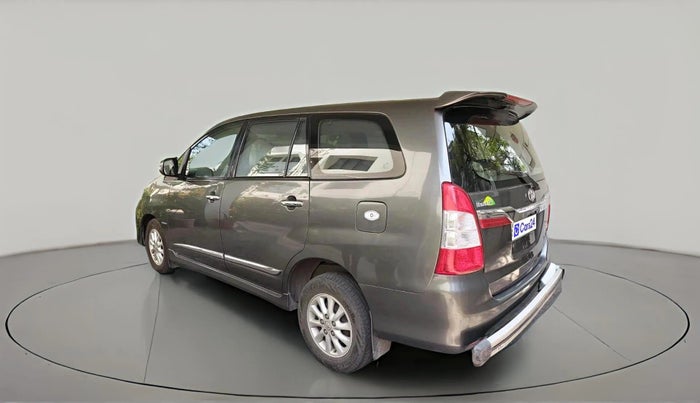 2014 Toyota Innova 2.5 VX 7 STR, Diesel, Manual, 1,94,161 km, exterior