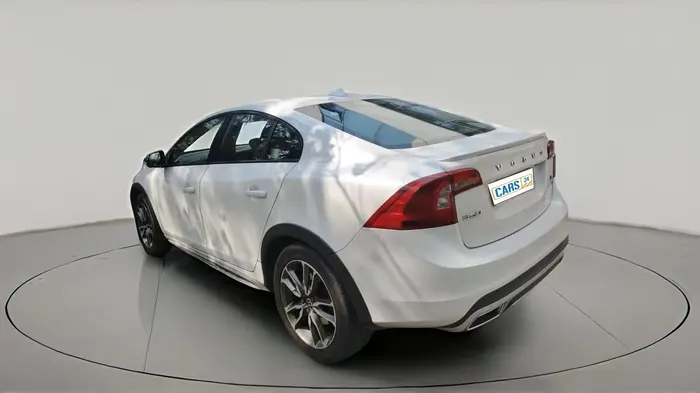 2018 Volvo S60 CROSS COUNTRY INSCRIPTION, Diesel, Automatic, 1,11,937 km, exterior