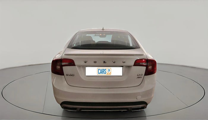 2018 Volvo S60 CROSS COUNTRY INSCRIPTION, Diesel, Automatic, 1,11,937 km, exterior