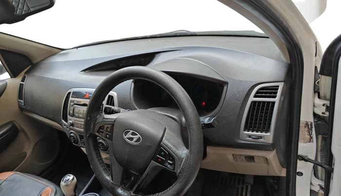 2013 Hyundai i20 ASTA 1.4 CRDI, Diesel, Manual, 91,182 km, interior