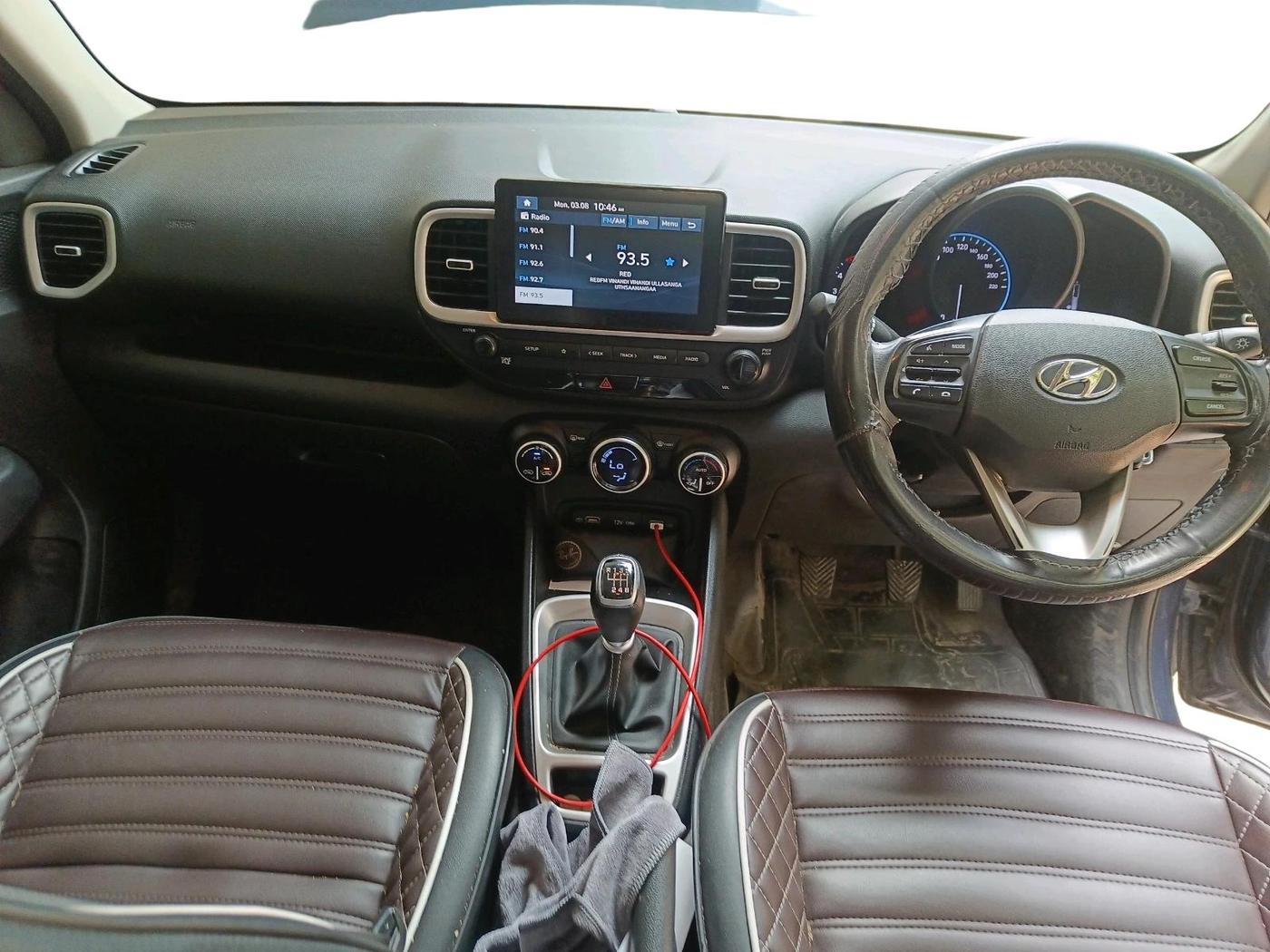 2022 Hyundai VENUE SX 1.5 CRDI, Diesel, Manual, 88,694 km, interior