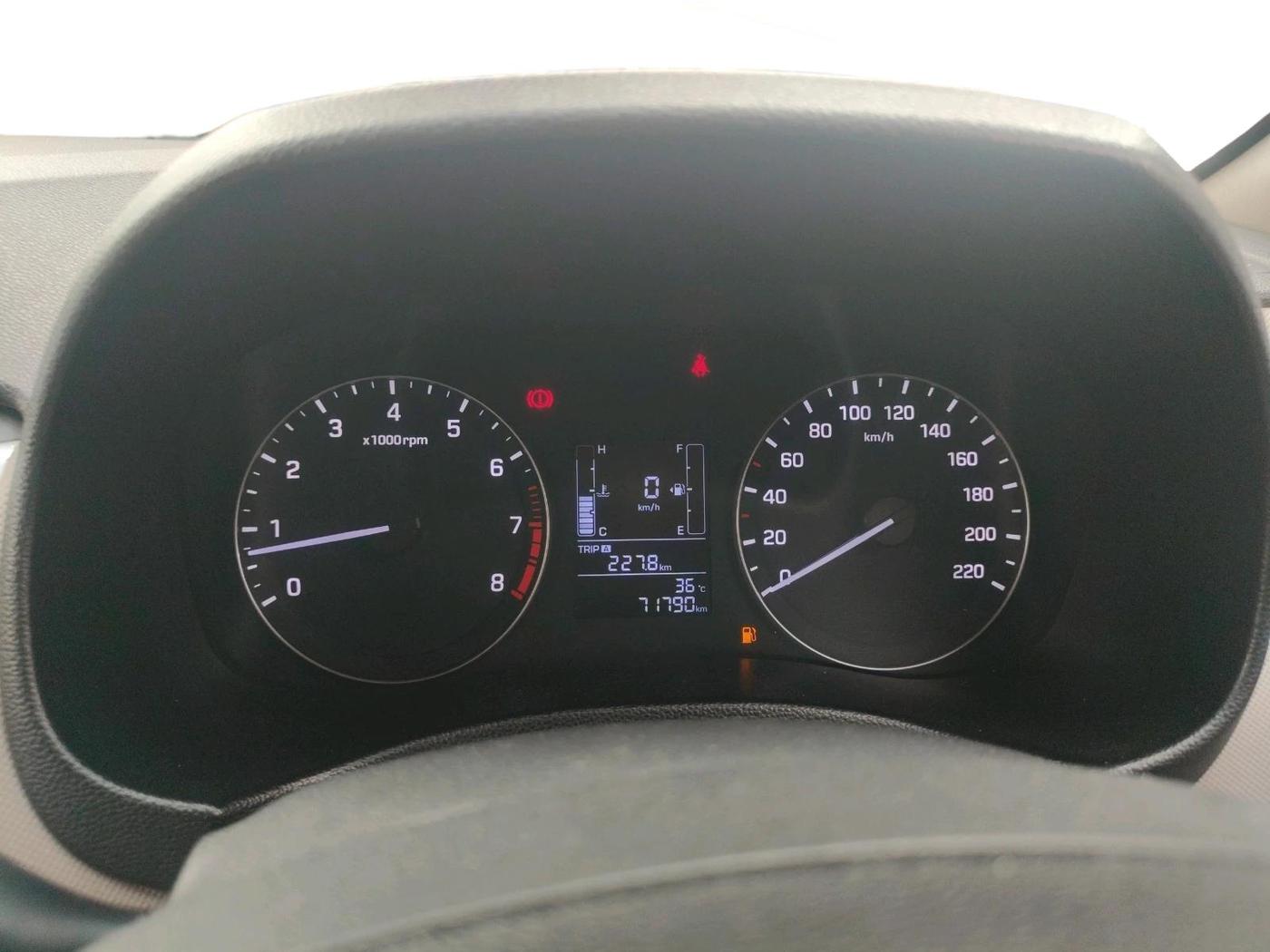 2018 Hyundai Creta E PLUS 1.6 PETROL, Petrol, Manual, 71,790 km, interior
