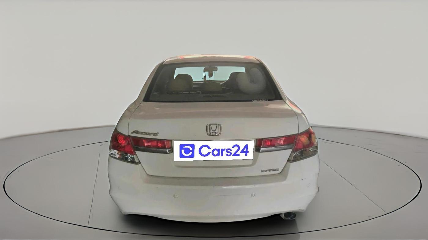 2012 Honda Accord 2.4L I-VTEC AT, Petrol, Automatic, 1,29,570 km, exterior