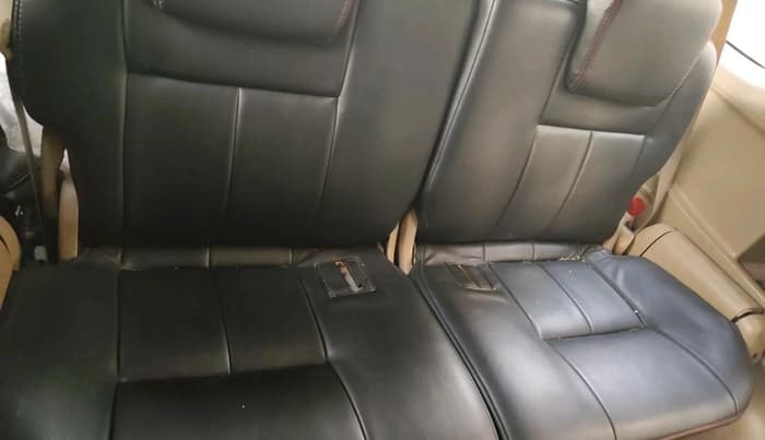 2012 Toyota Fortuner 3.0 4X2 MT, Diesel, Manual, 3,49,120 km, interior