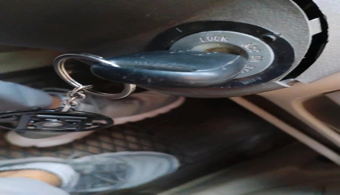 2008 Hyundai Verna VGT CRDI SX ABS, Diesel, Manual, 1,17,412 km, interior