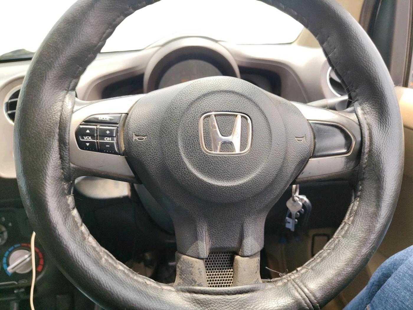 2014 Honda Amaze 1.5L I-DTEC S, Diesel, Manual, 1,08,002 km, interior