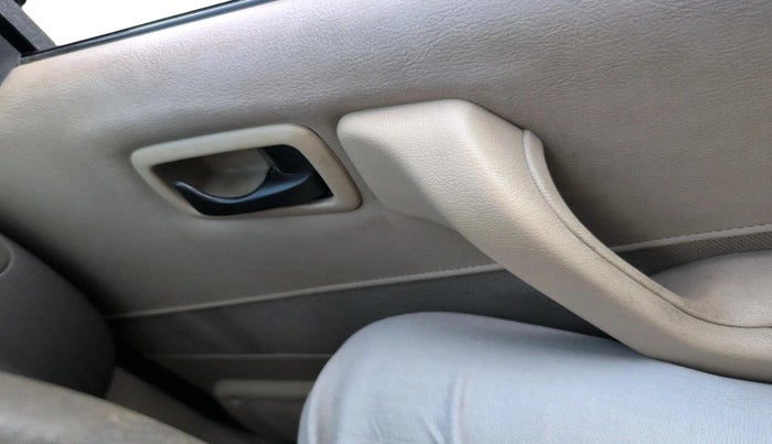 2010 Ford Ikon 1.4 DIESEL, Diesel, Manual, 1,78,557 km, interior