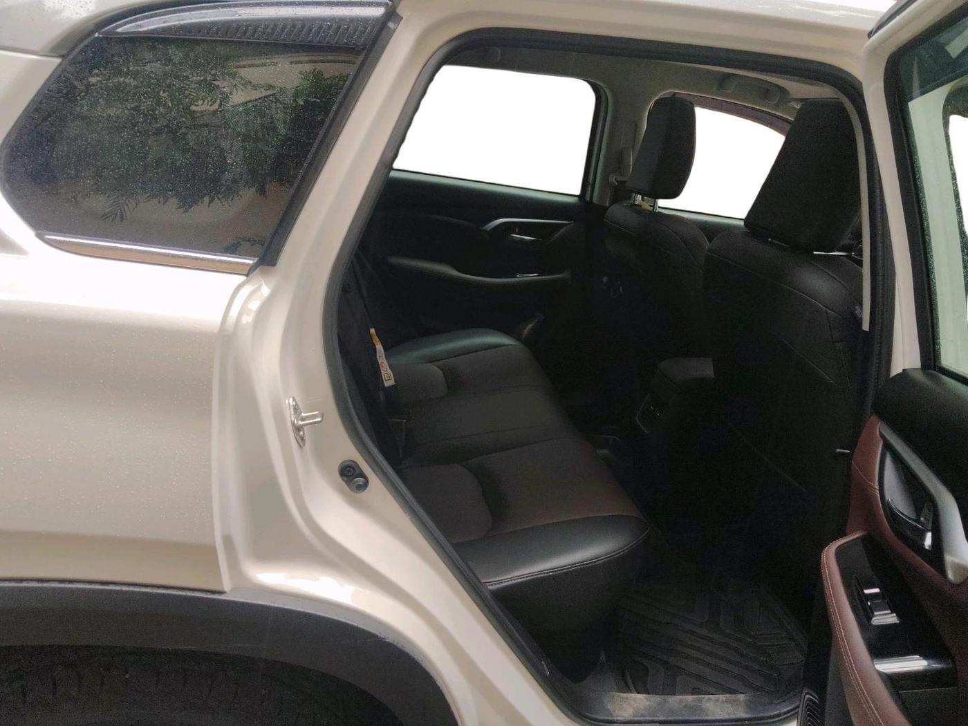 2024 Maruti Grand Vitara ALPHA SMART HYBRID AT, Petrol, Automatic, 6,968 km, interior