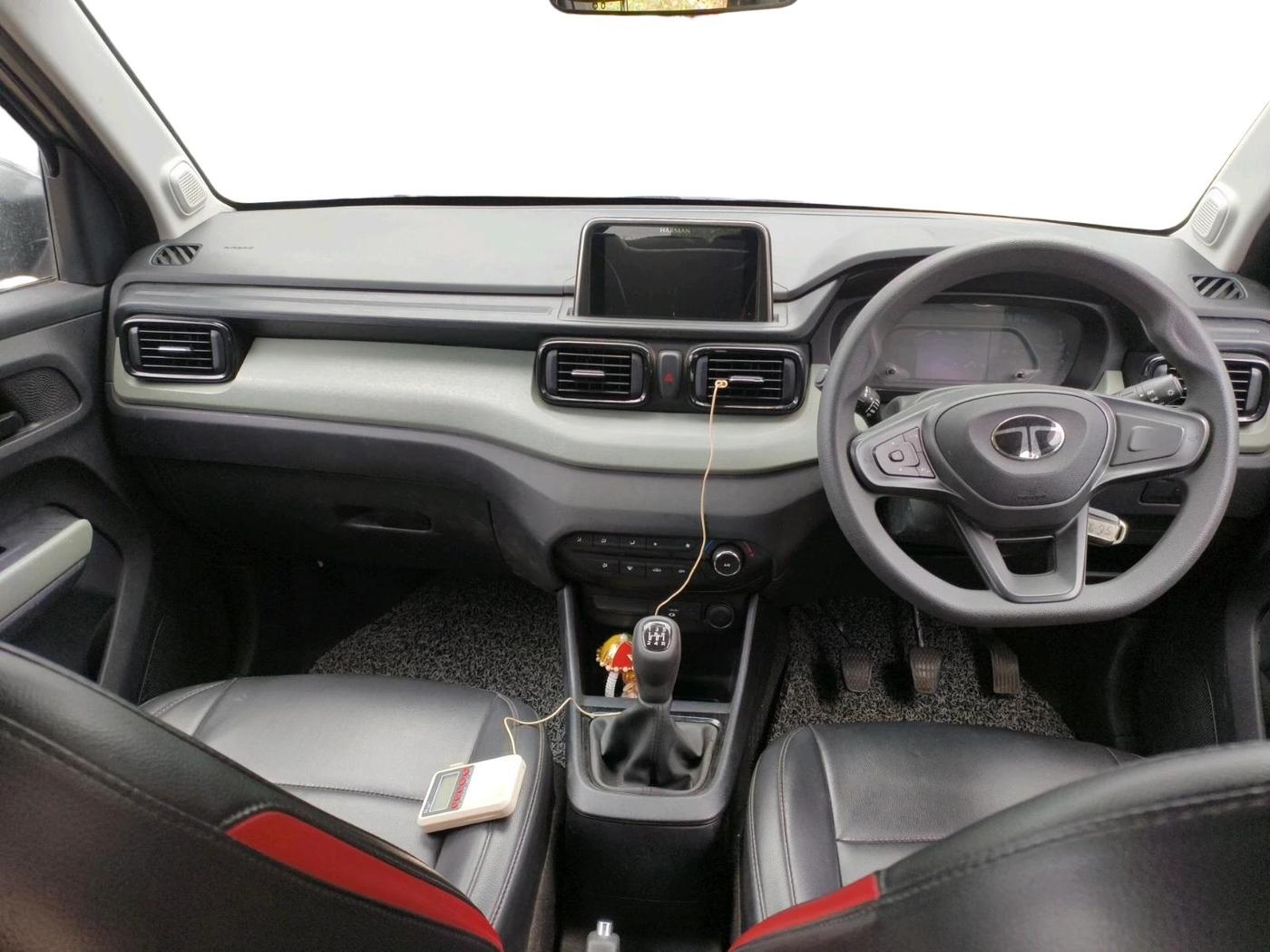 2023 Tata PUNCH ADVENTURE MT CNG , CNG, Manual, 29,296 km, interior