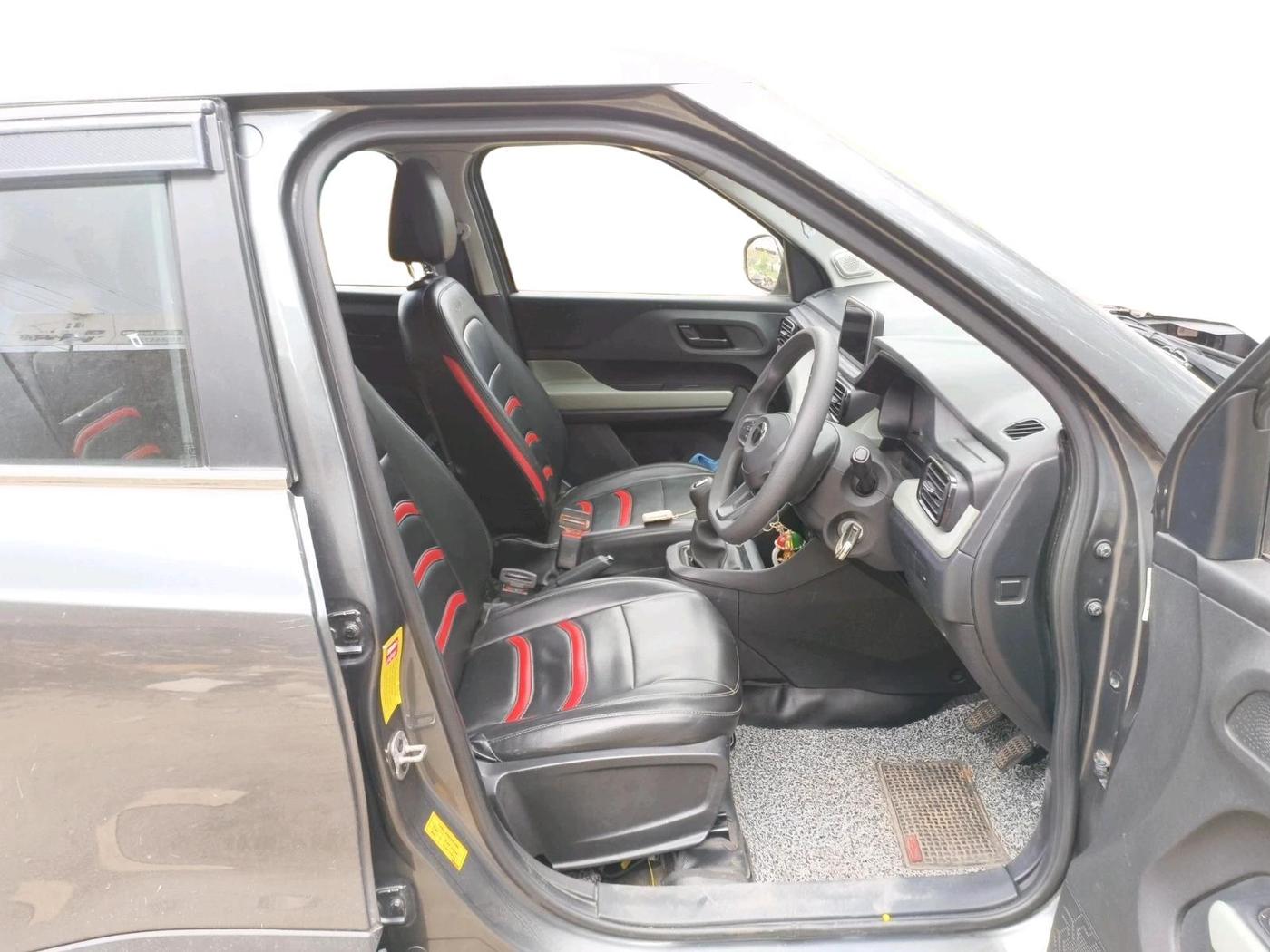2023 Tata PUNCH ADVENTURE MT CNG , CNG, Manual, 29,296 km, interior